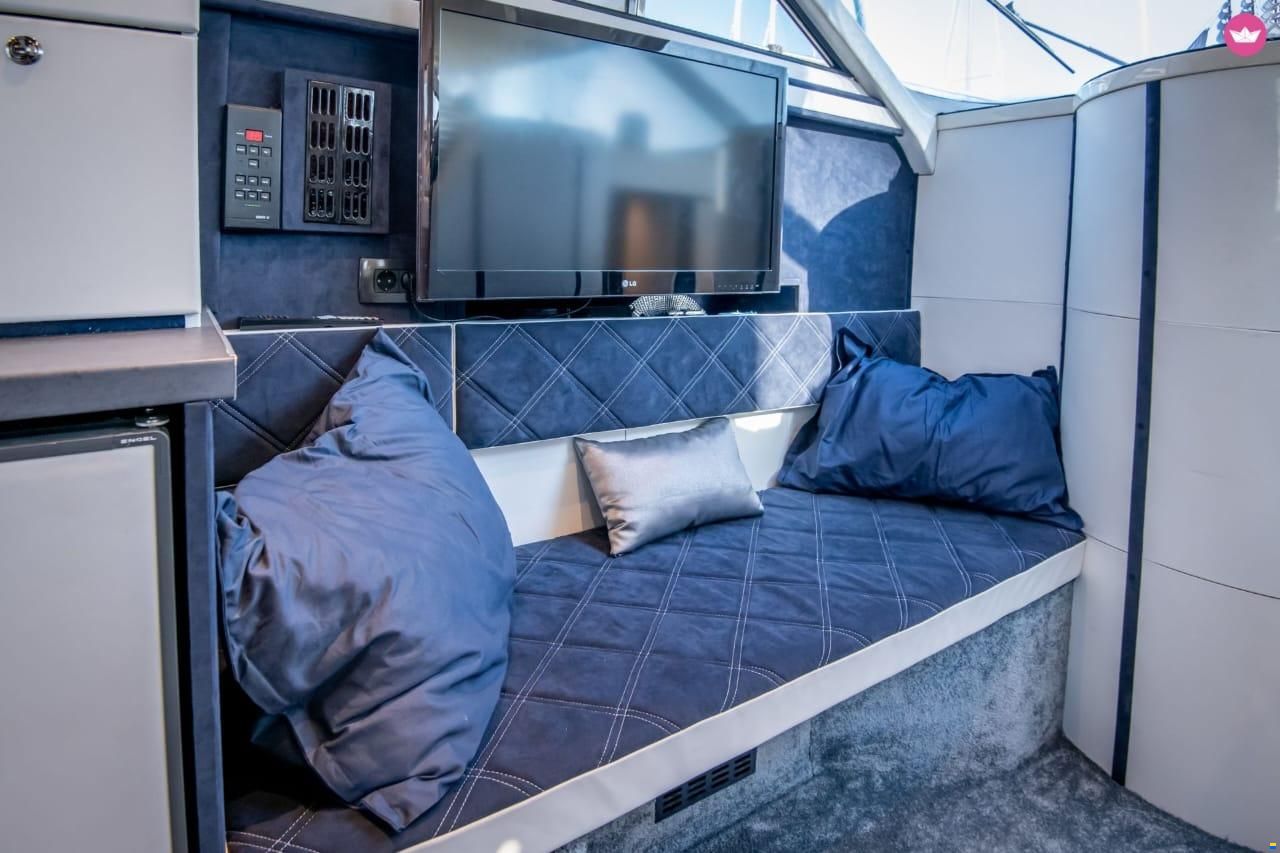 Fairline Phantom 42