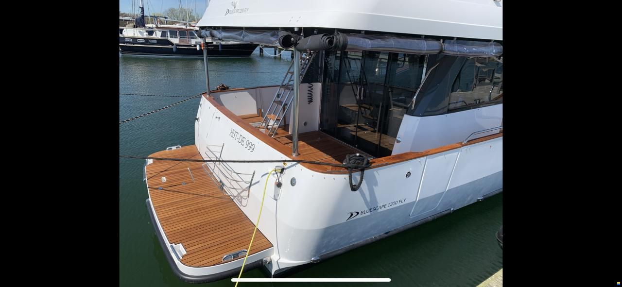 Delphia 1200 Bluescape Fly