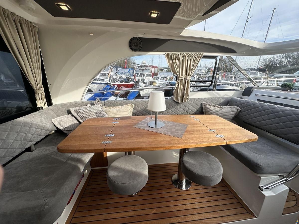 Marex 375