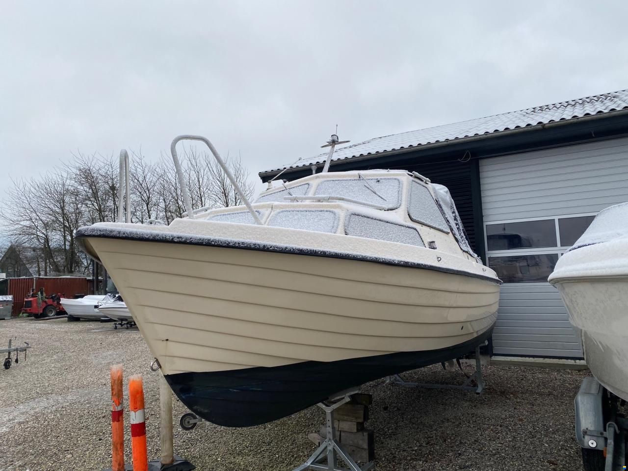 Uttern 690