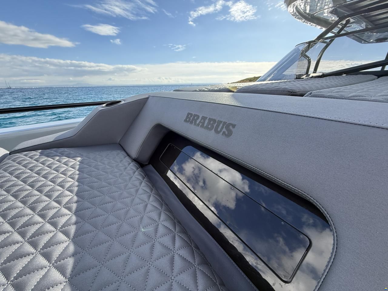 Brabus Shadow 1000 Sun-Top