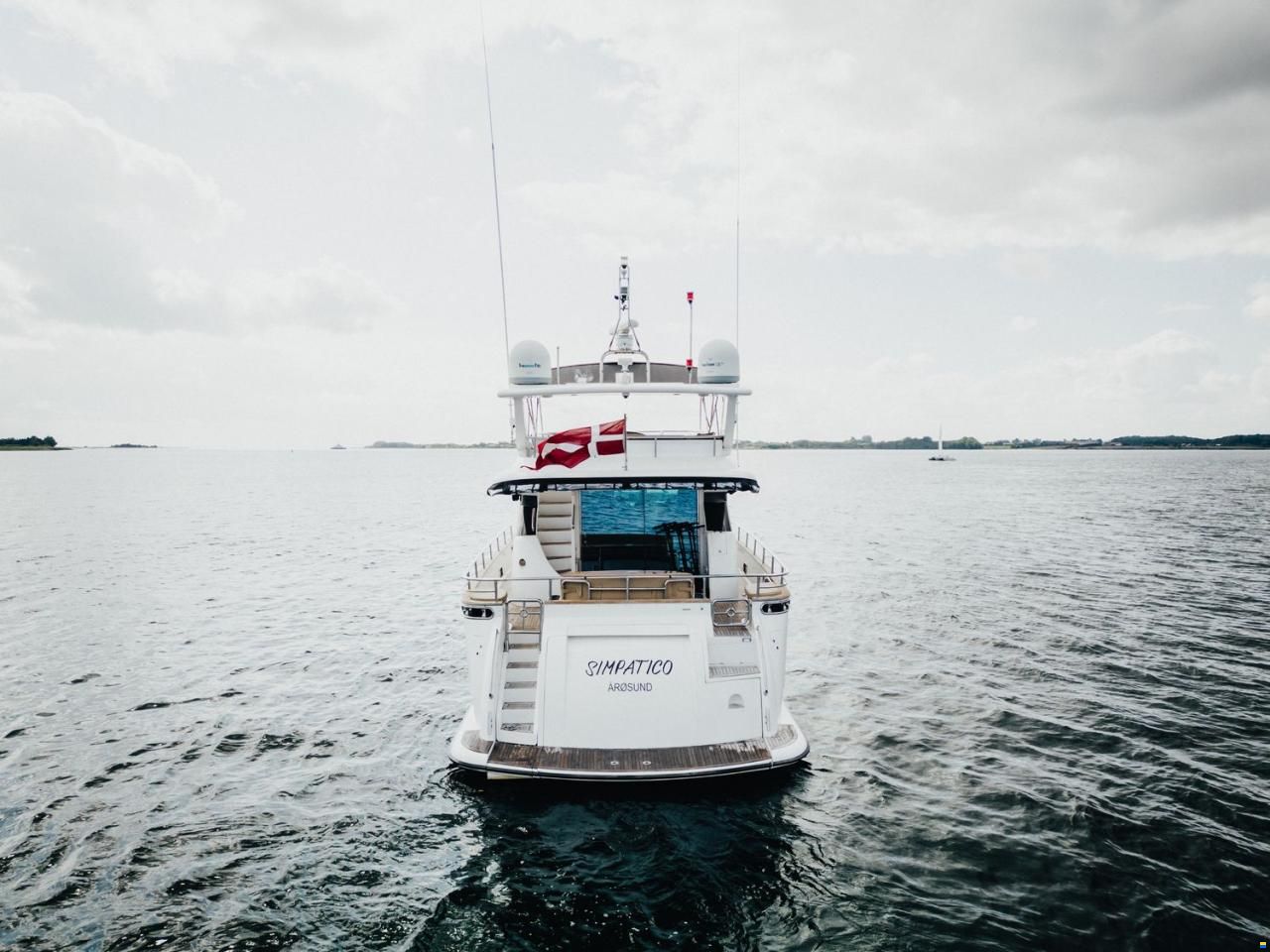 Elegance 64