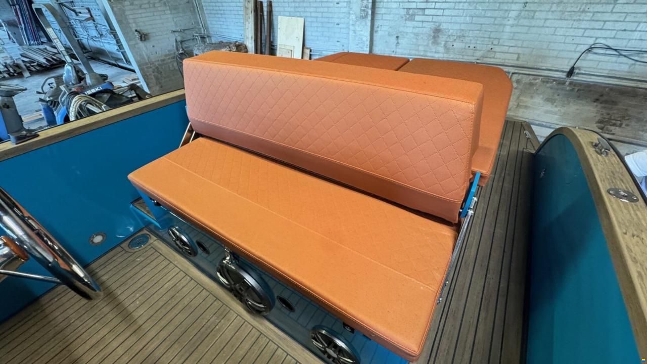 Futuro ZX-20L Tender