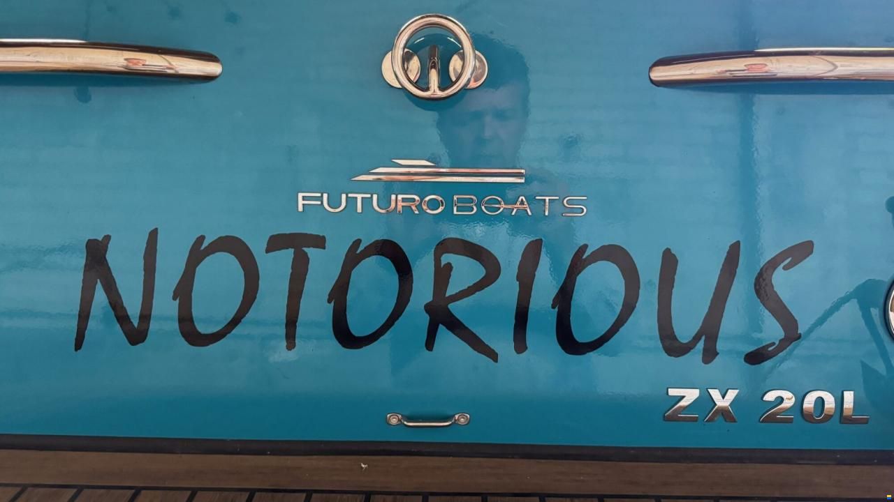 Futuro ZX-20L Tender