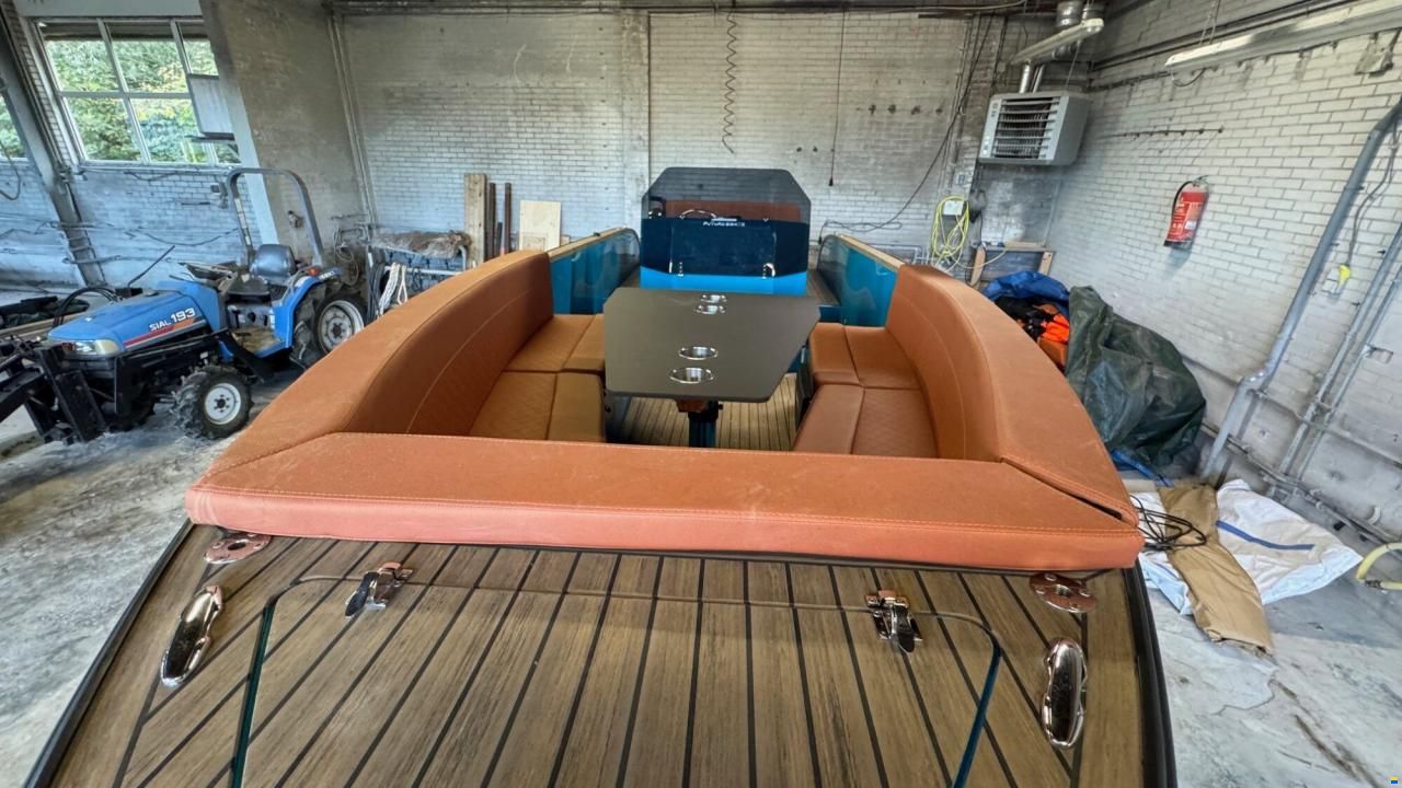 2023 Futuro ZX-20L Tender, 69 950 EUR