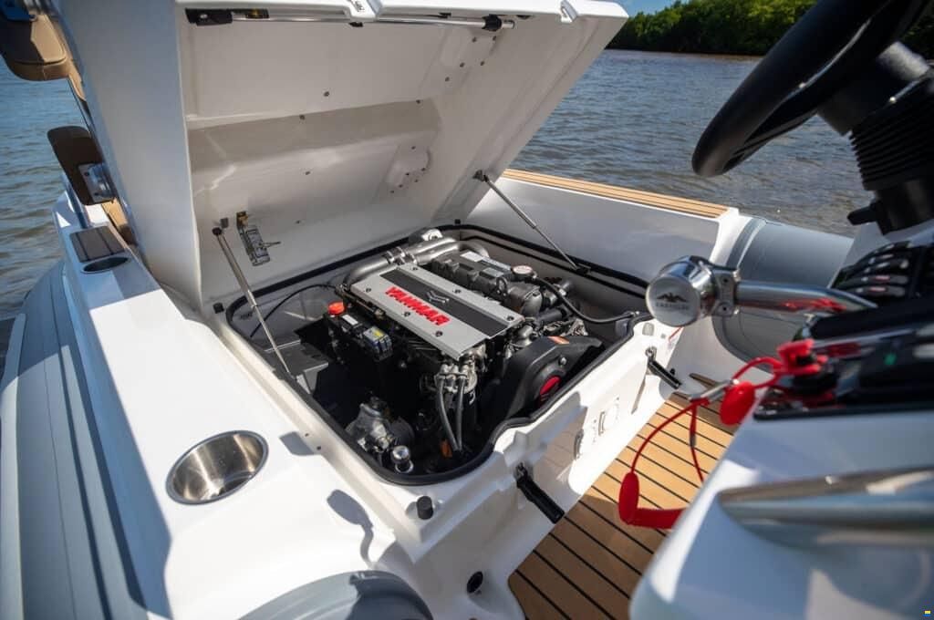 AB Inflatables ABJET 450 diesel