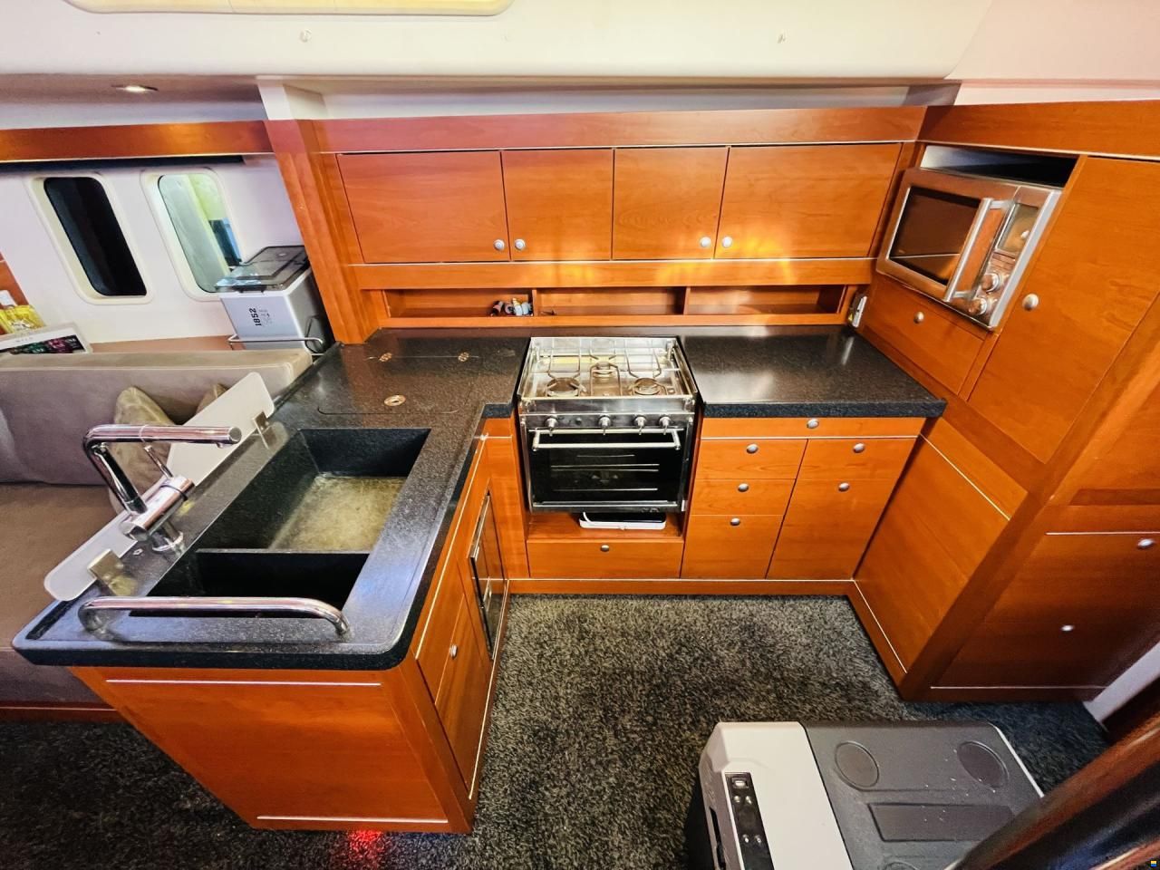 Hanse 545
