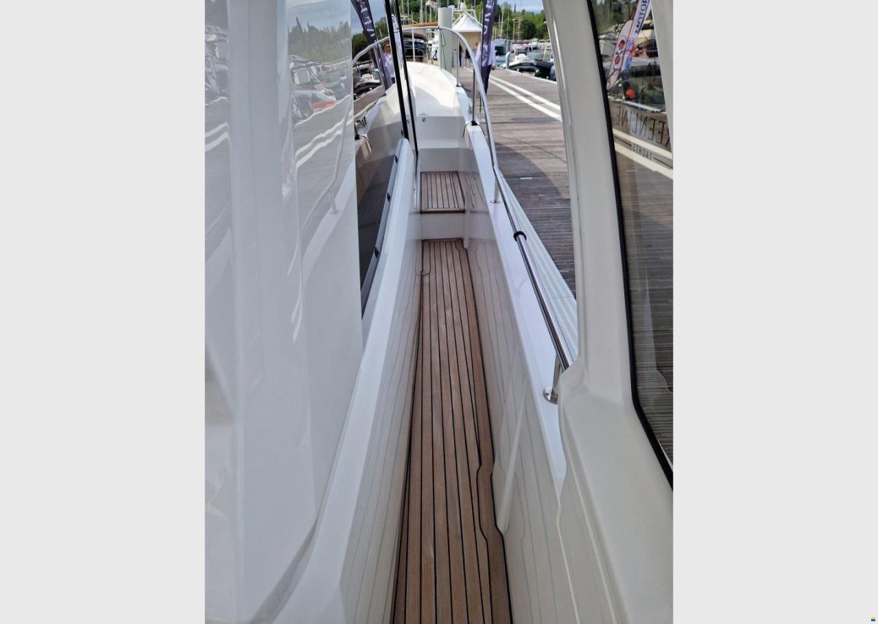 Greenline 39