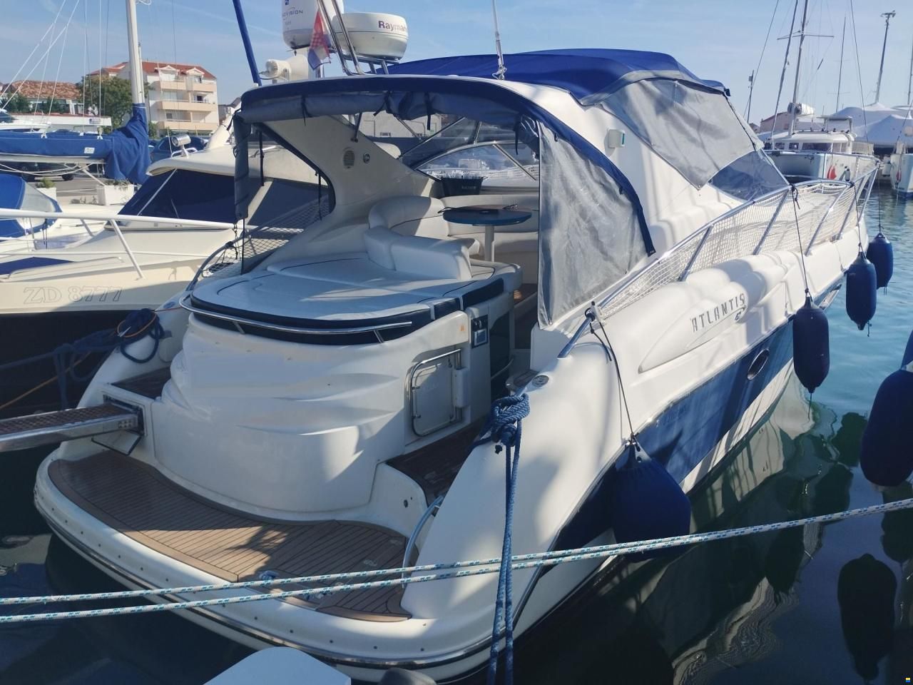 Atlantis 42