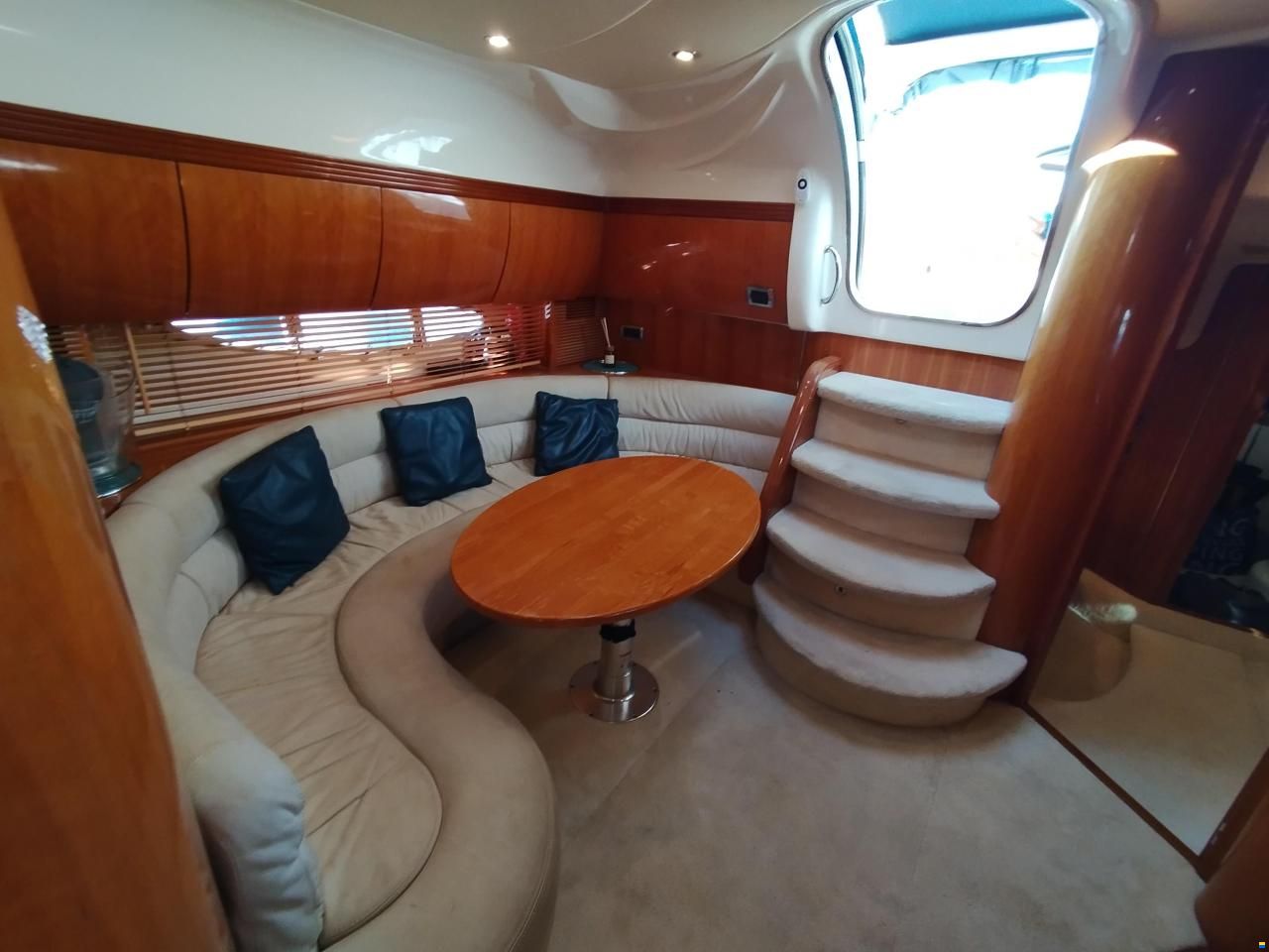 Atlantis 42