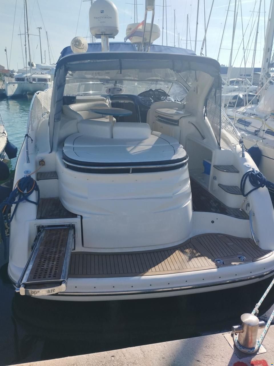 Atlantis 42