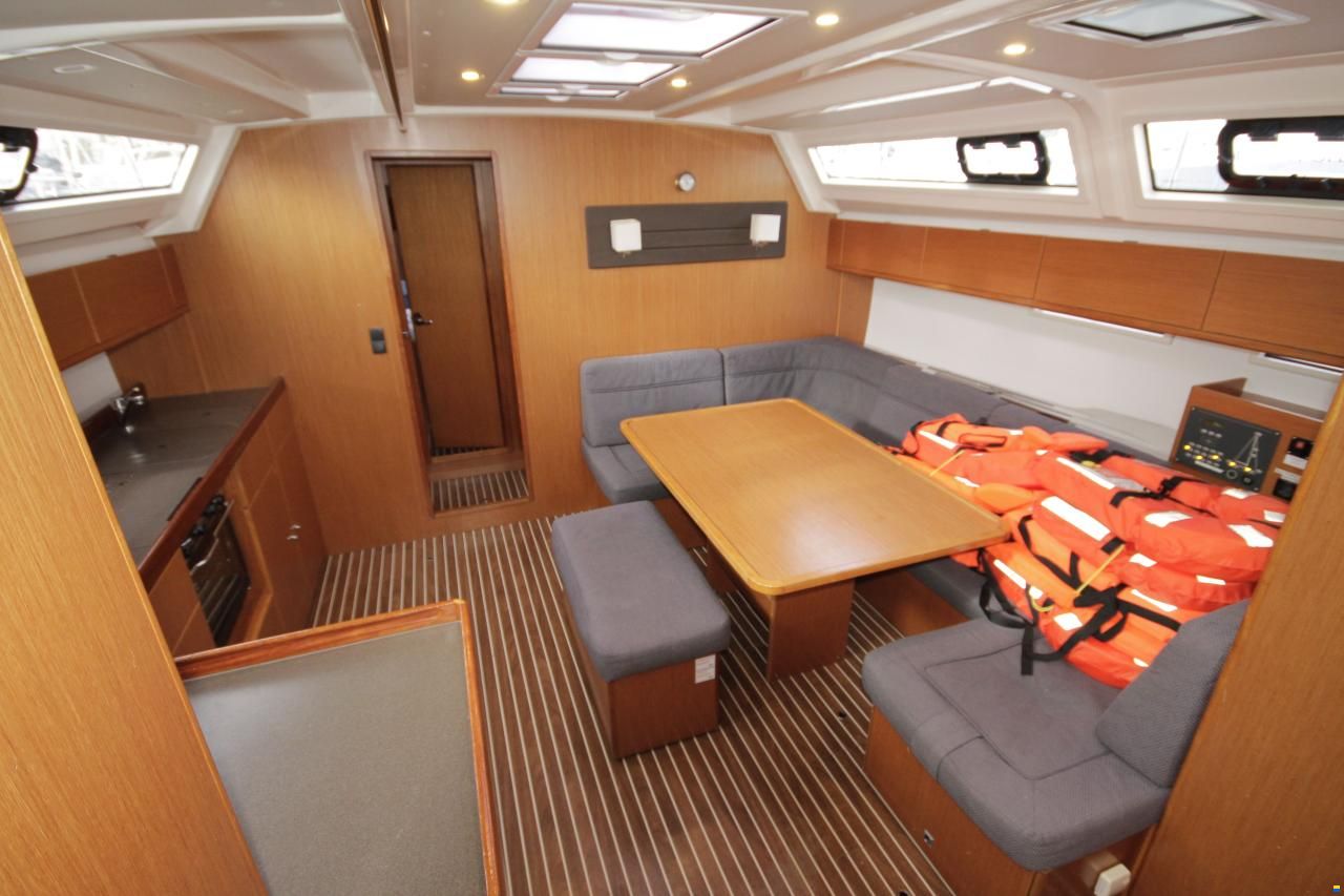 Bavaria Cruiser 46