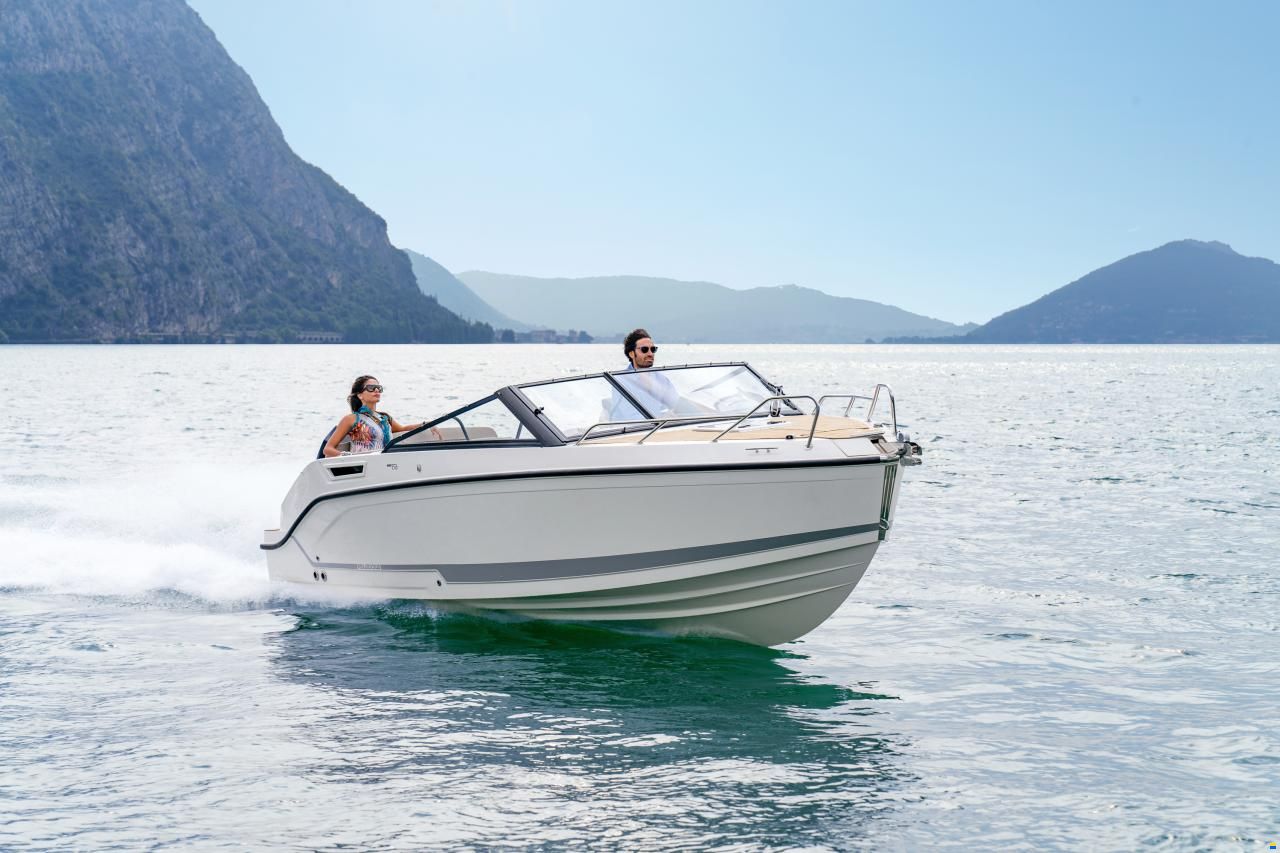Quicksilver Activ 675 Cruiser
