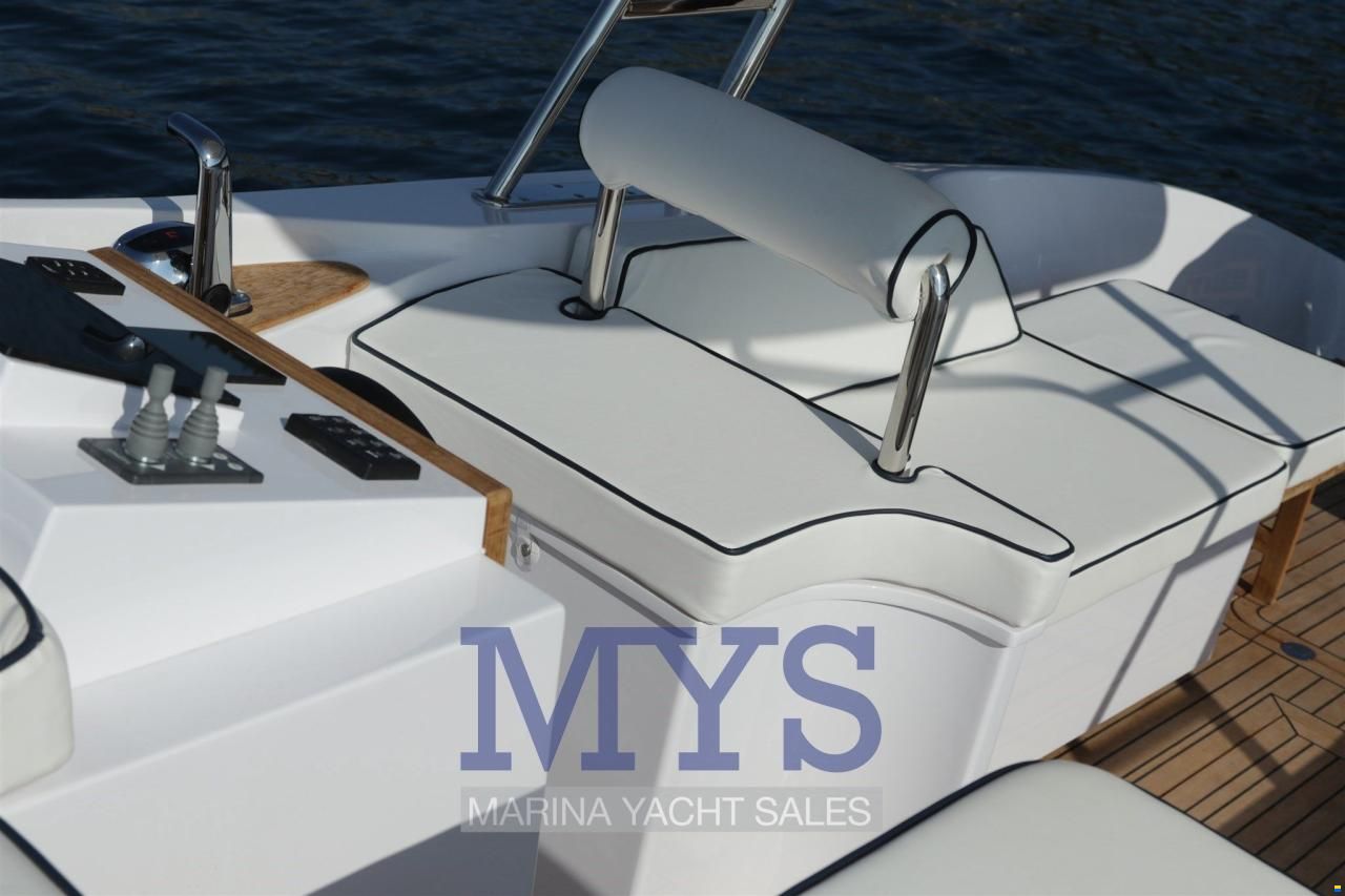 Cantiere Ma.Mi Ma.Mi 28 T Top