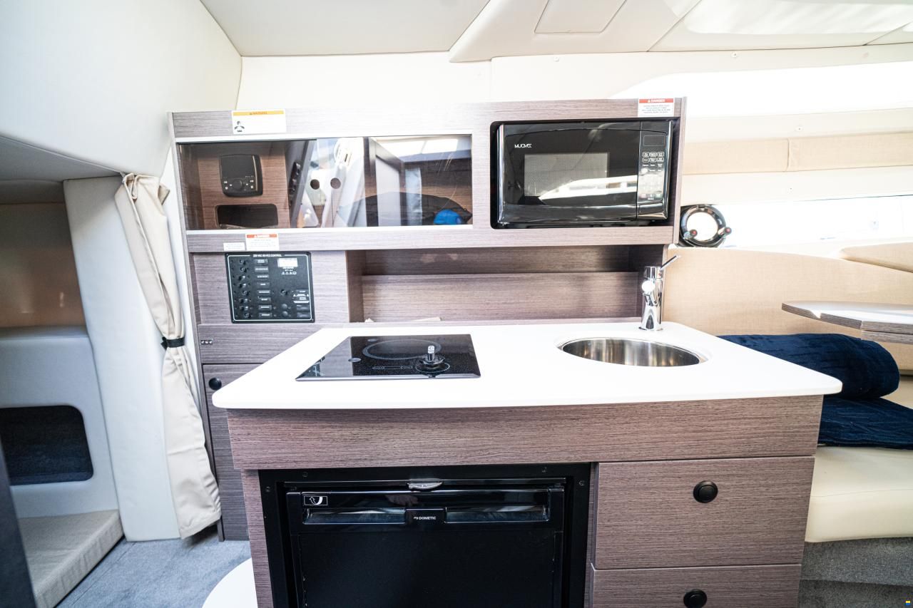 Bayliner Ciera 8