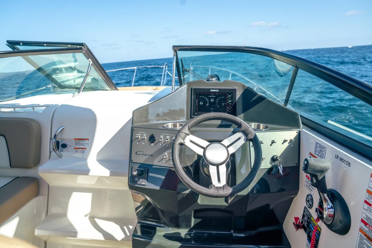 Bayliner Ciera 8