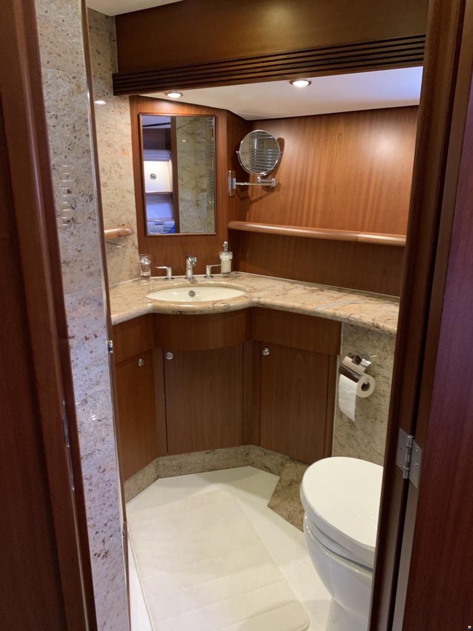 Van der Valk Continental 19.60