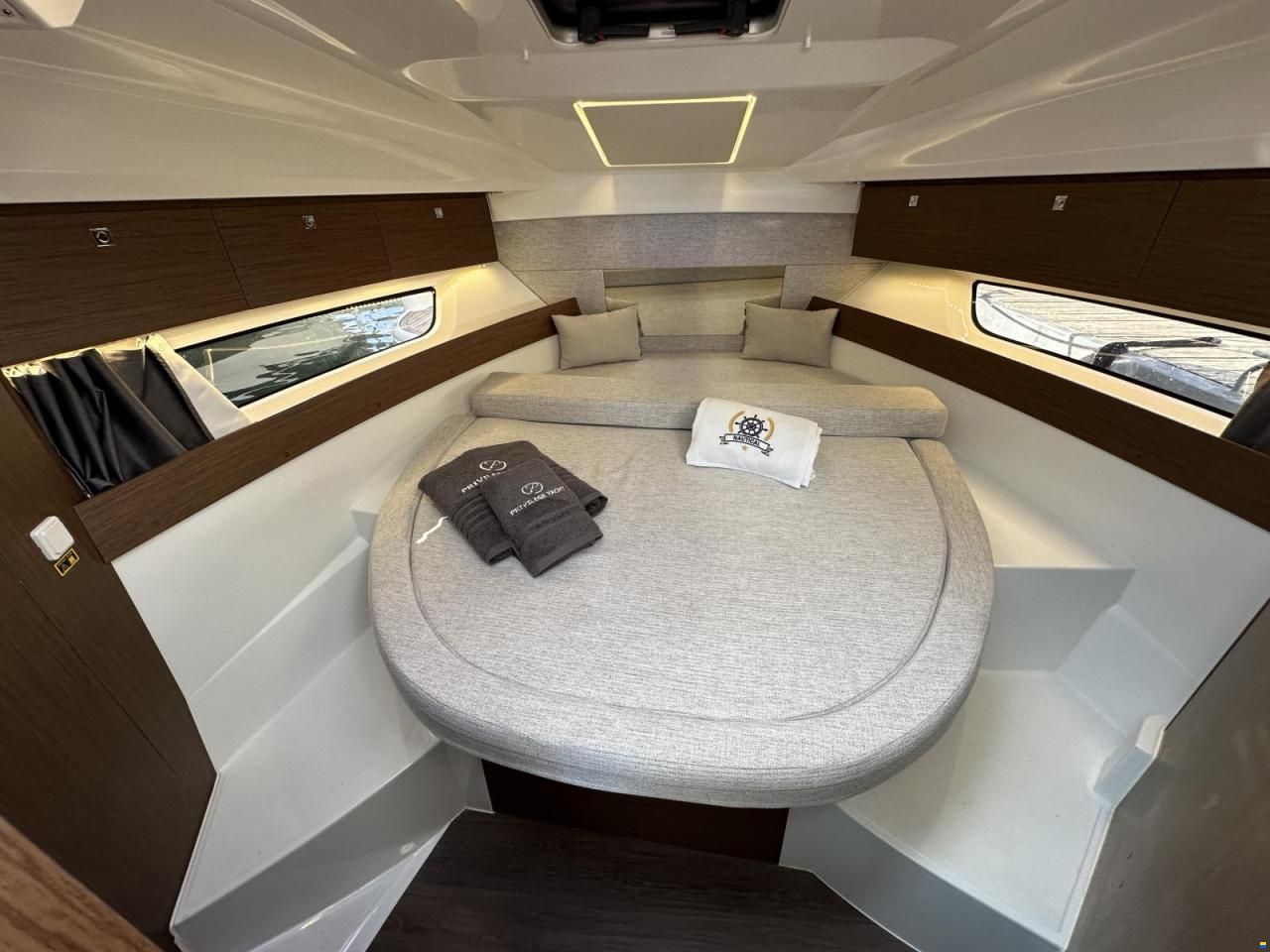 Jeanneau Merry Fisher 895