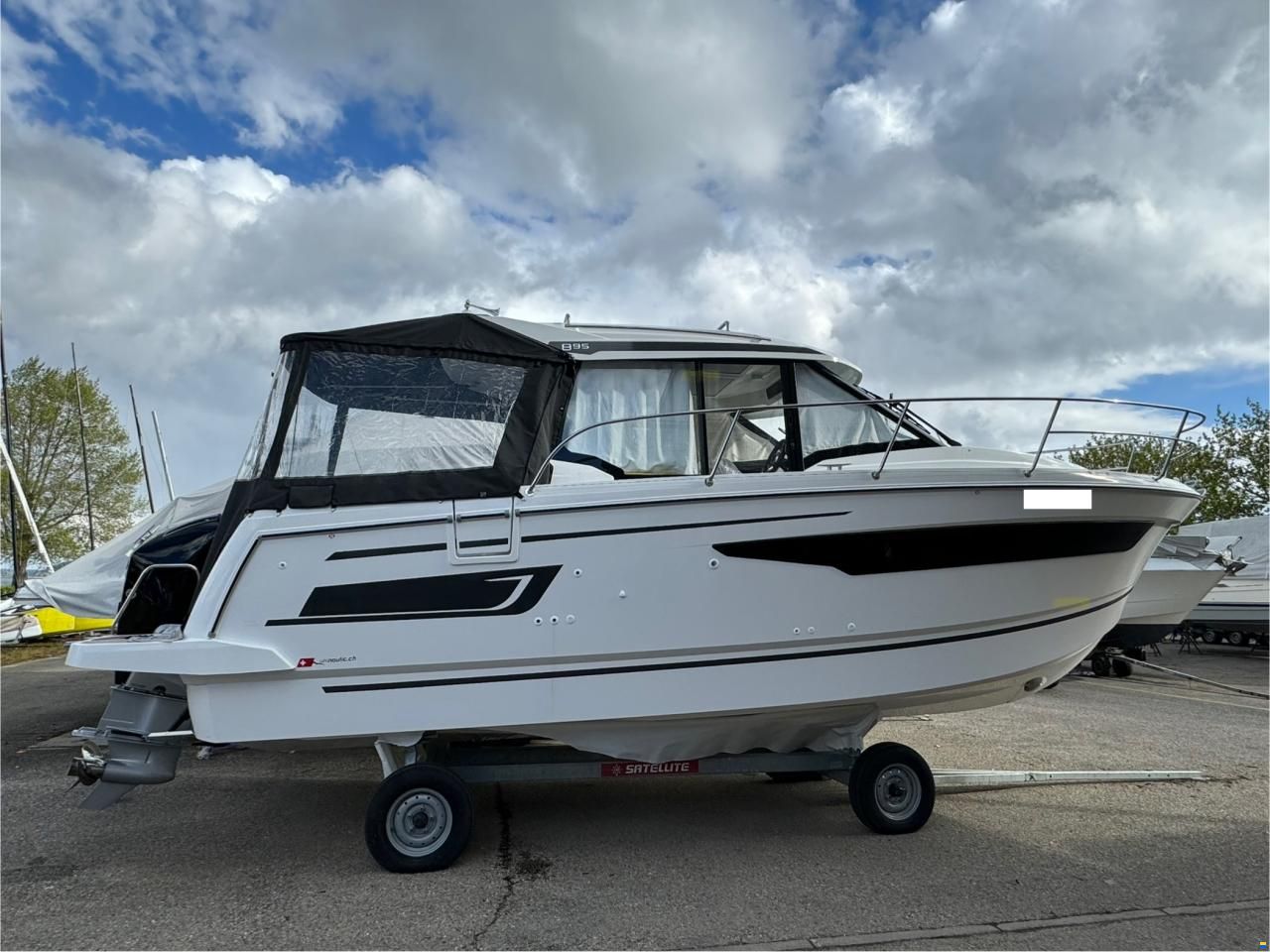 Jeanneau Merry Fisher 895