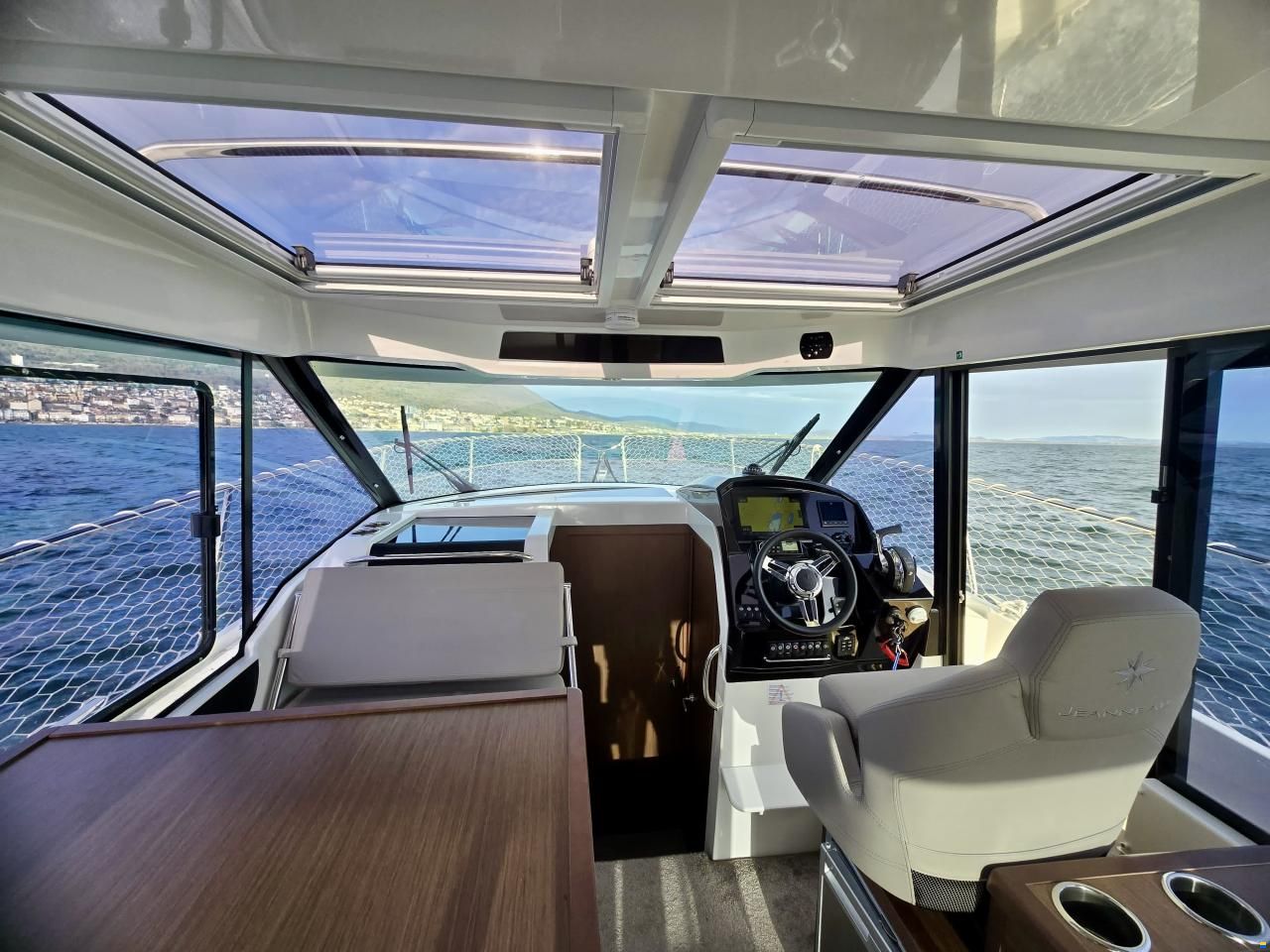 Jeanneau Merry Fisher 895