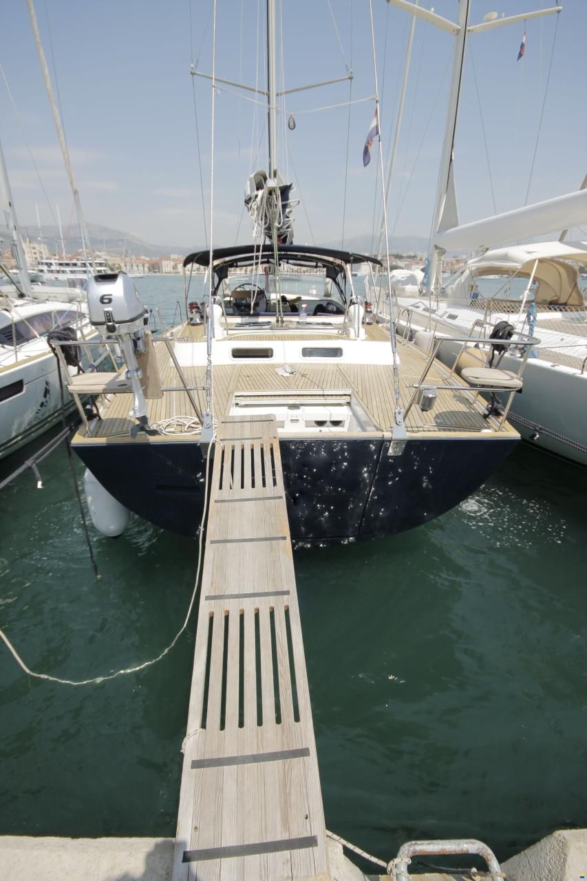 Beneteau 57