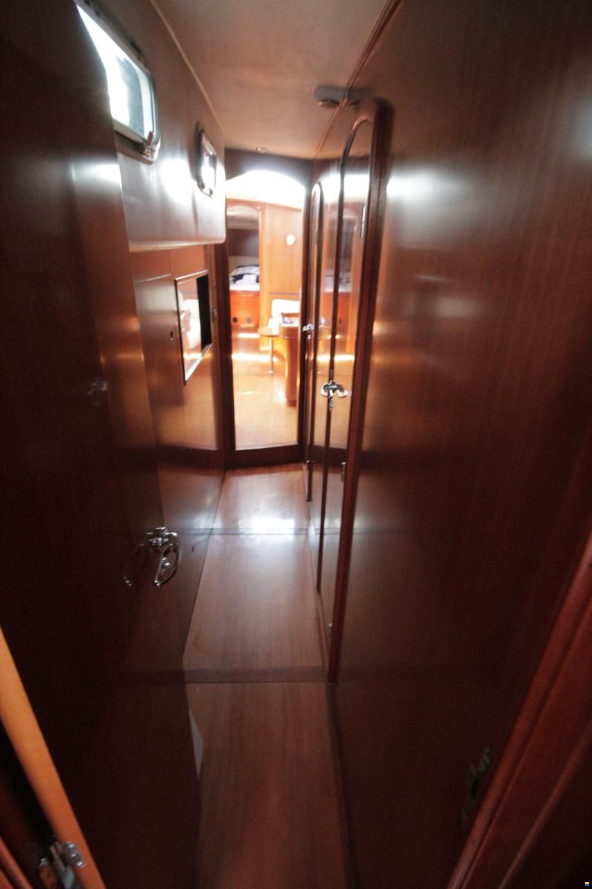 Beneteau 57