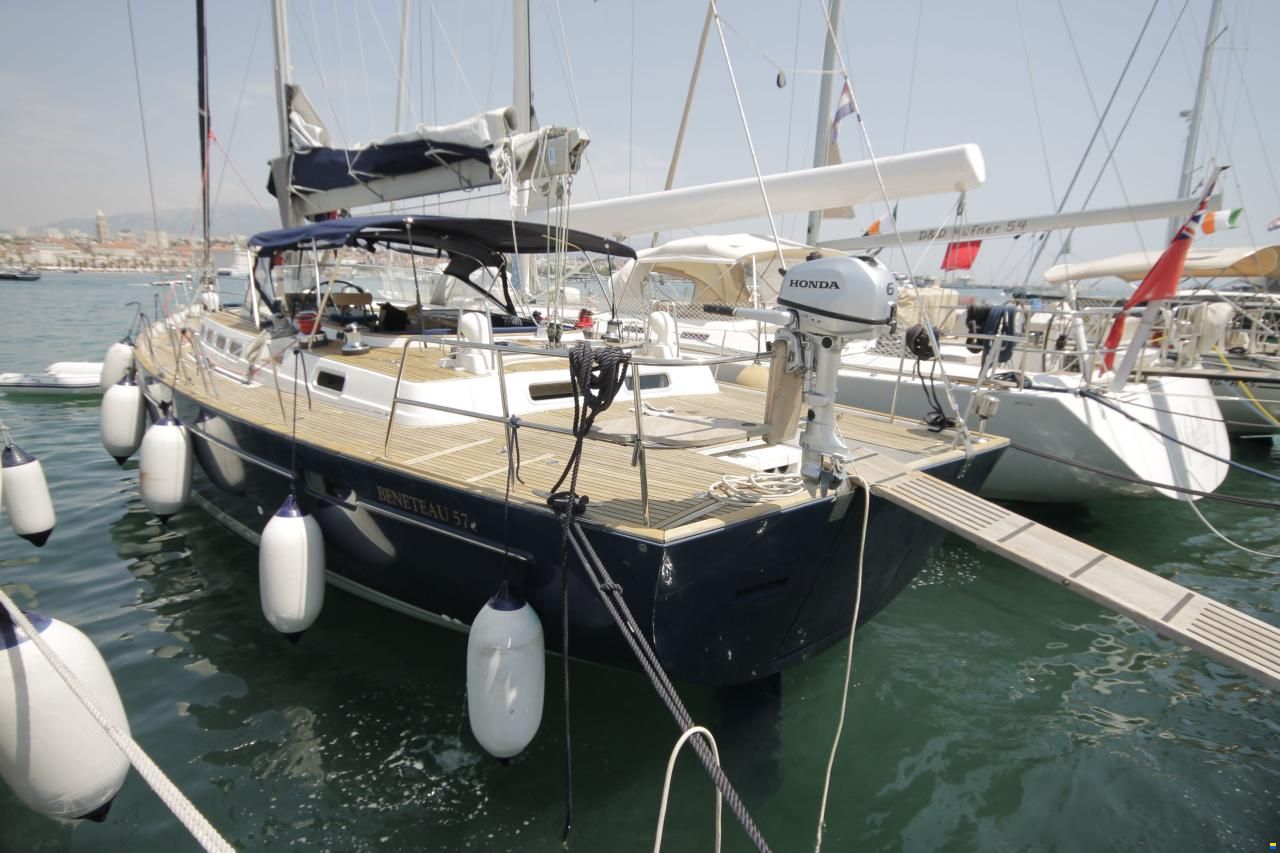 Beneteau 57