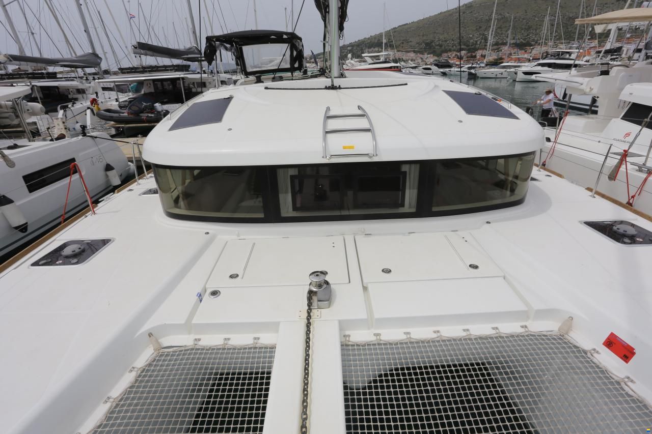 Lagoon 40