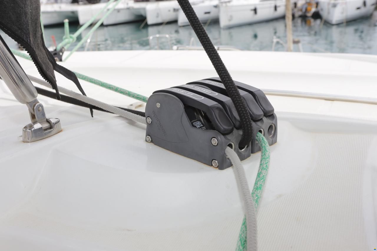 Lagoon 40