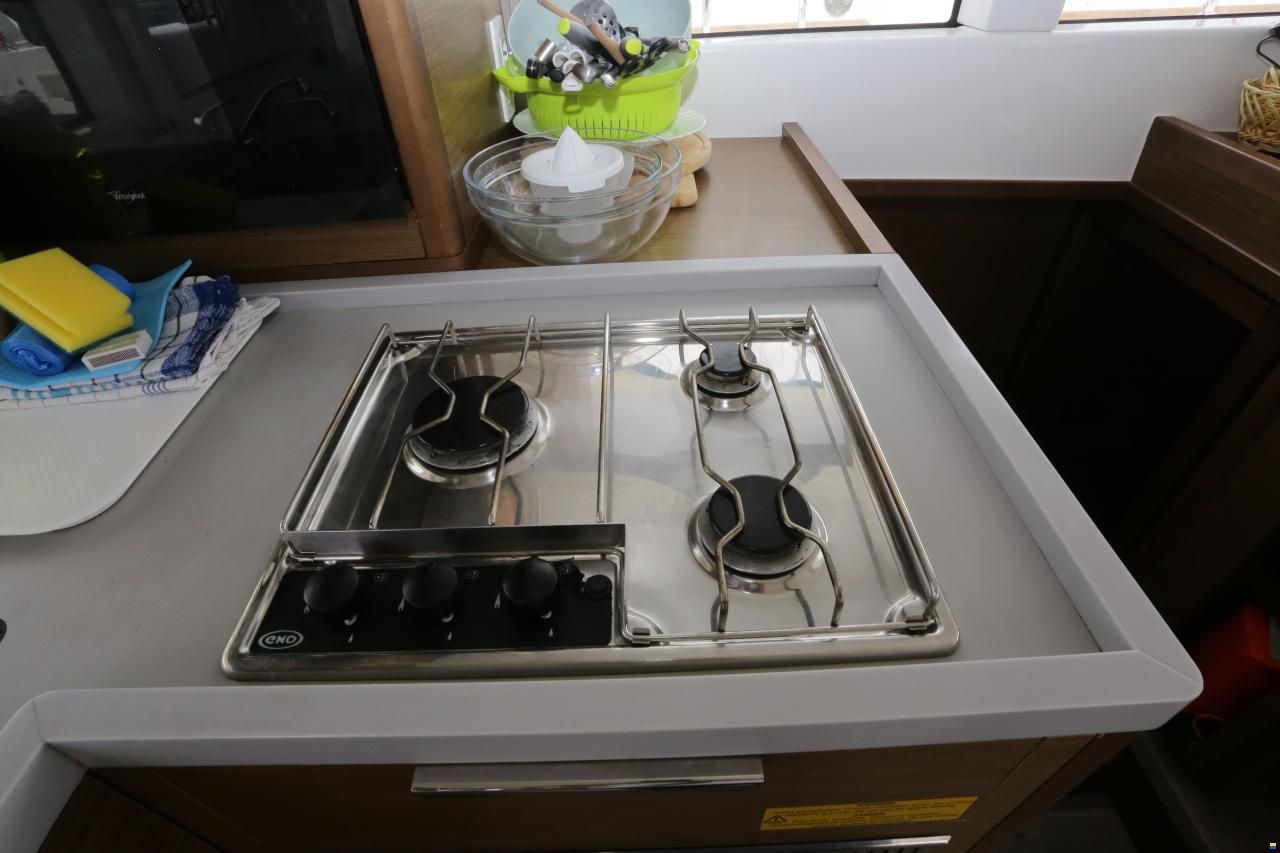 Lagoon 40