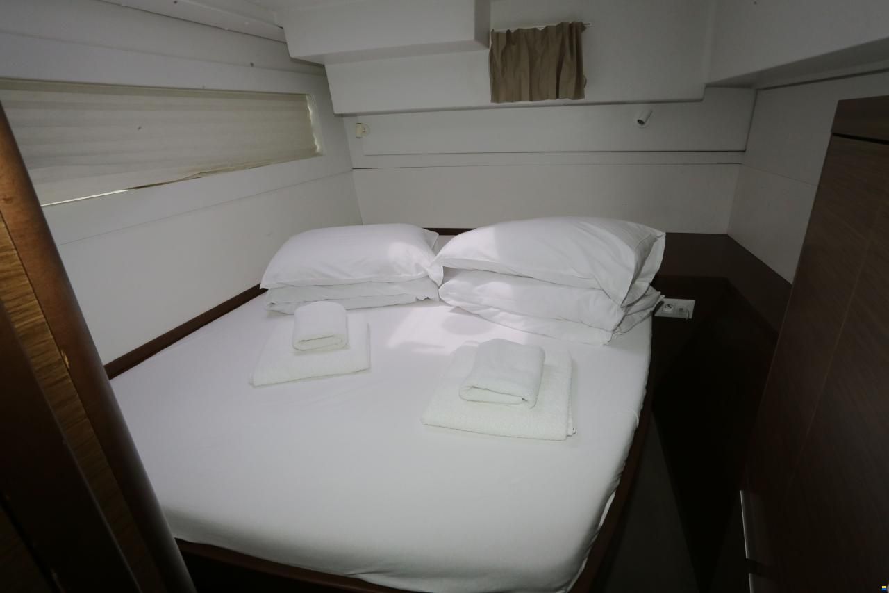 Lagoon 40