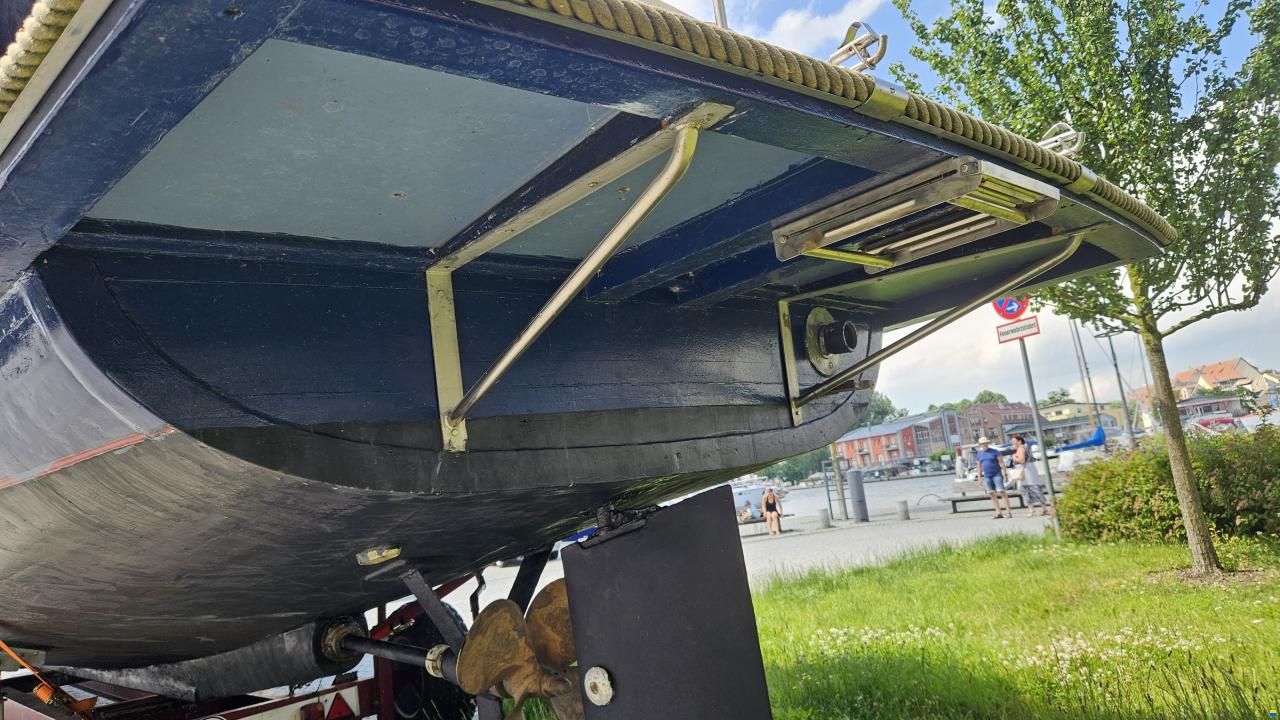 Motorbarkasse MB 13