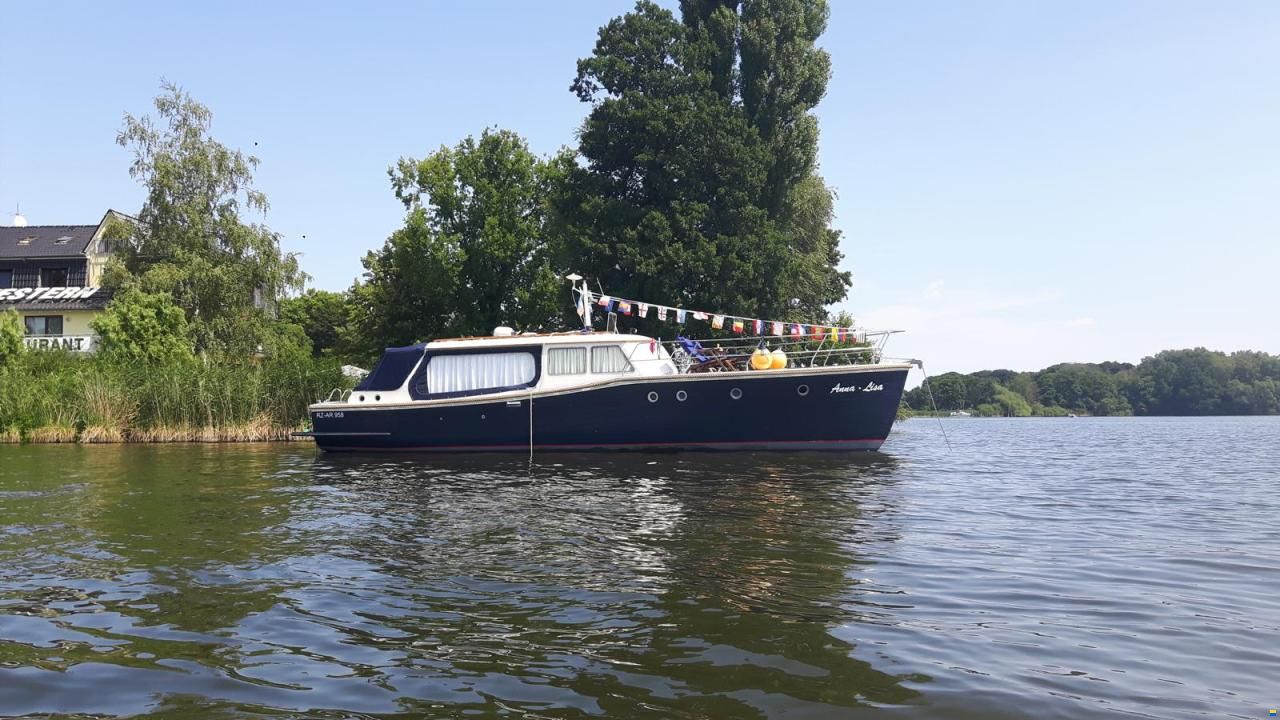 Motorbarkasse MB 13