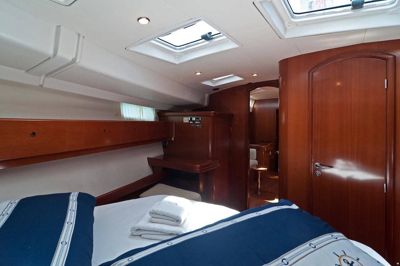 Beneteau 57