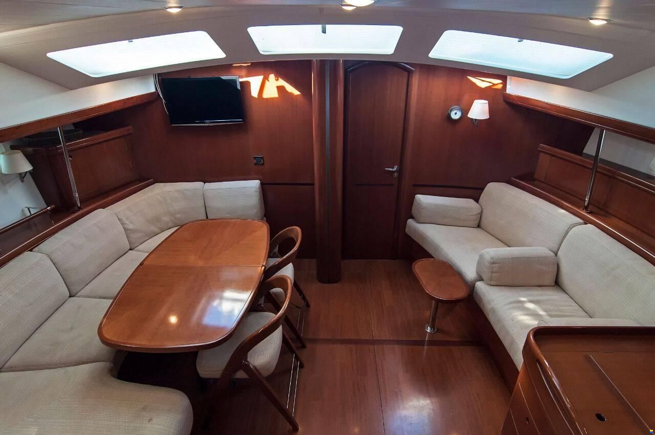 Beneteau 57
