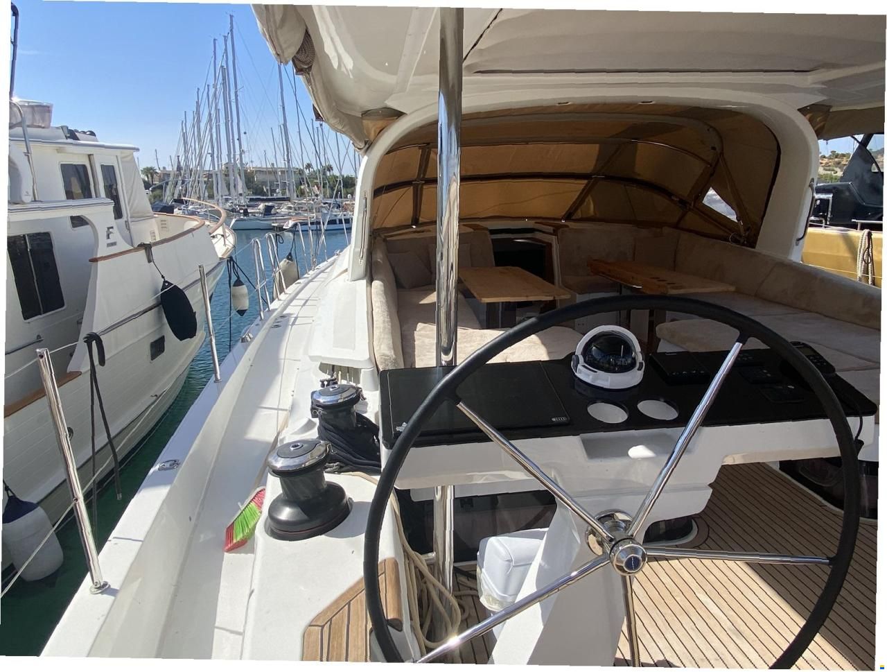 Jeanneau 65