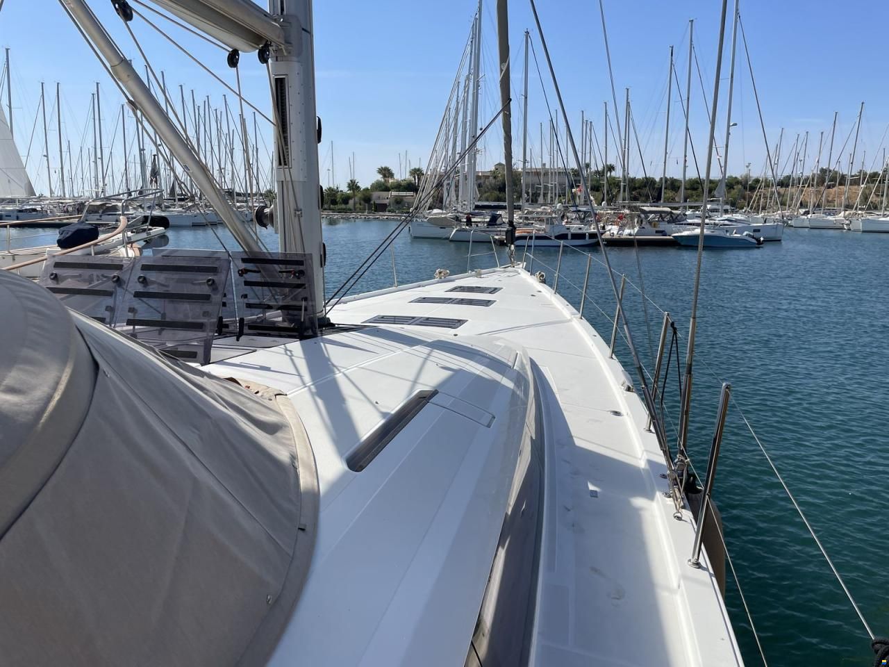 Jeanneau 65