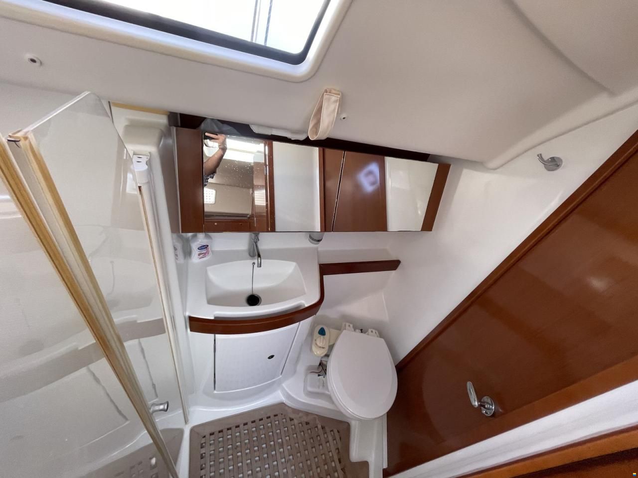 Beneteau Oceanis 43