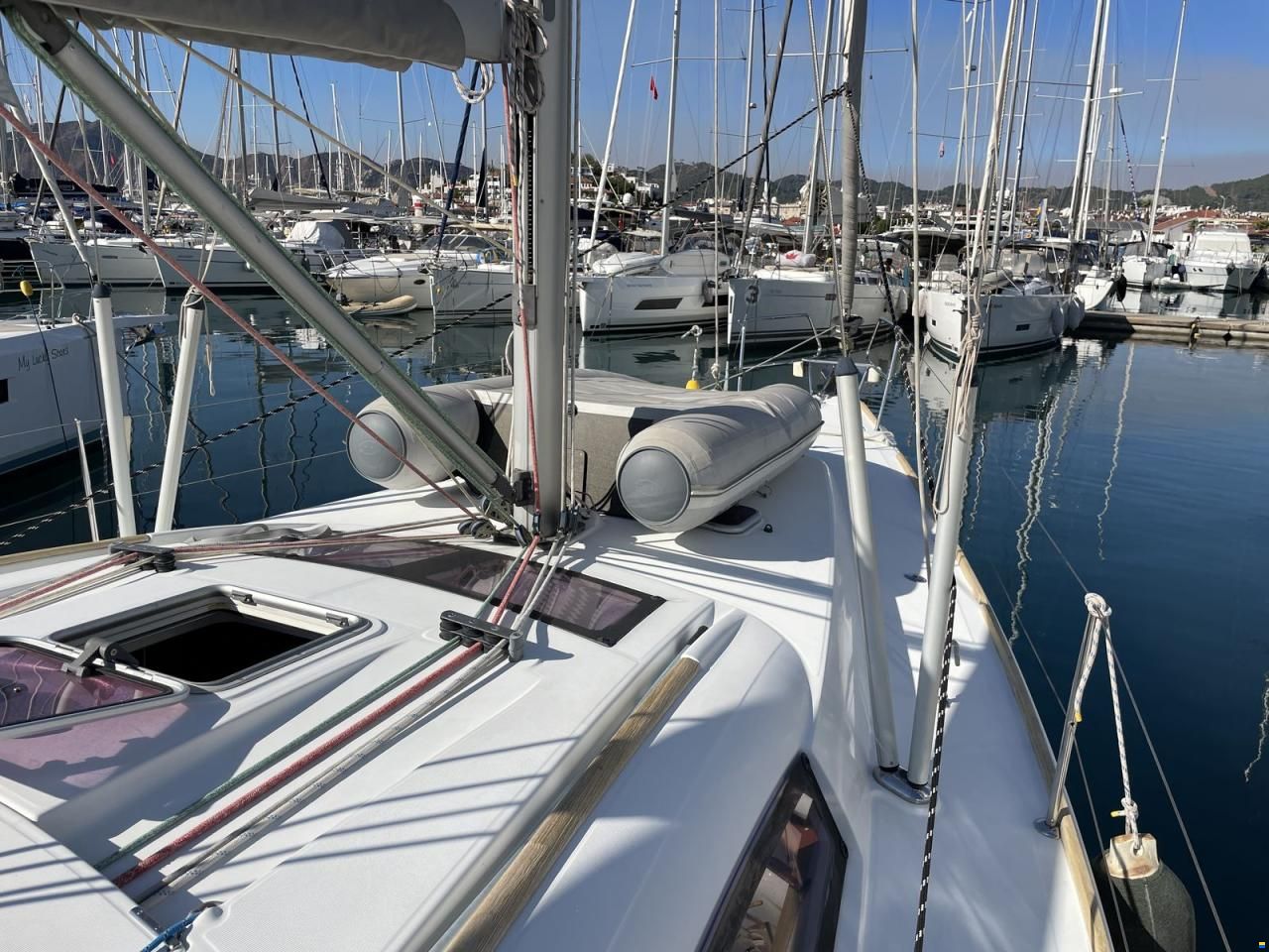 Beneteau Oceanis 43