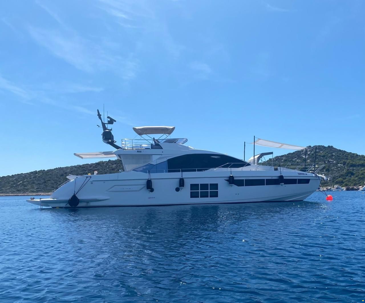 Azimut S7