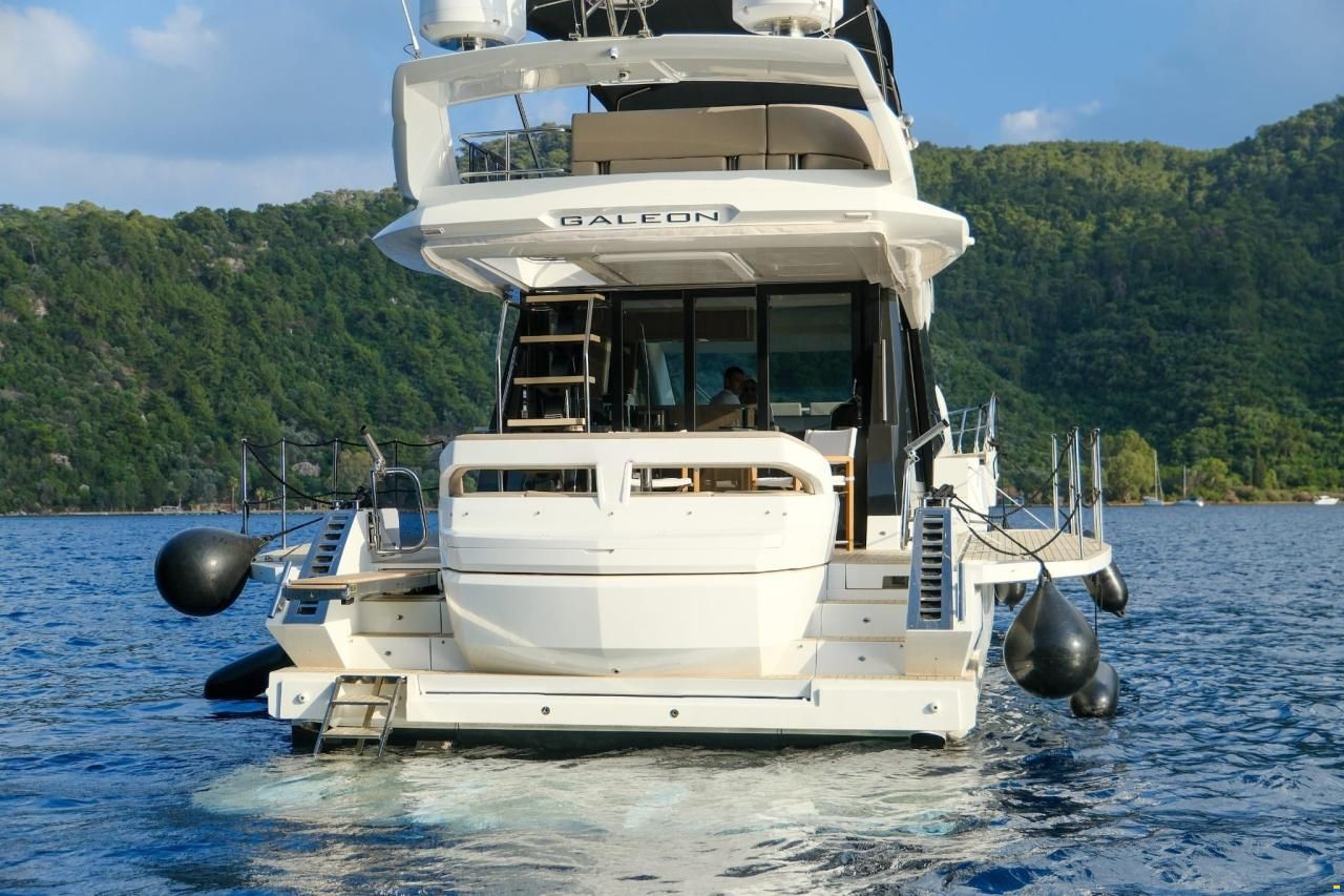Galeon 500 Fly