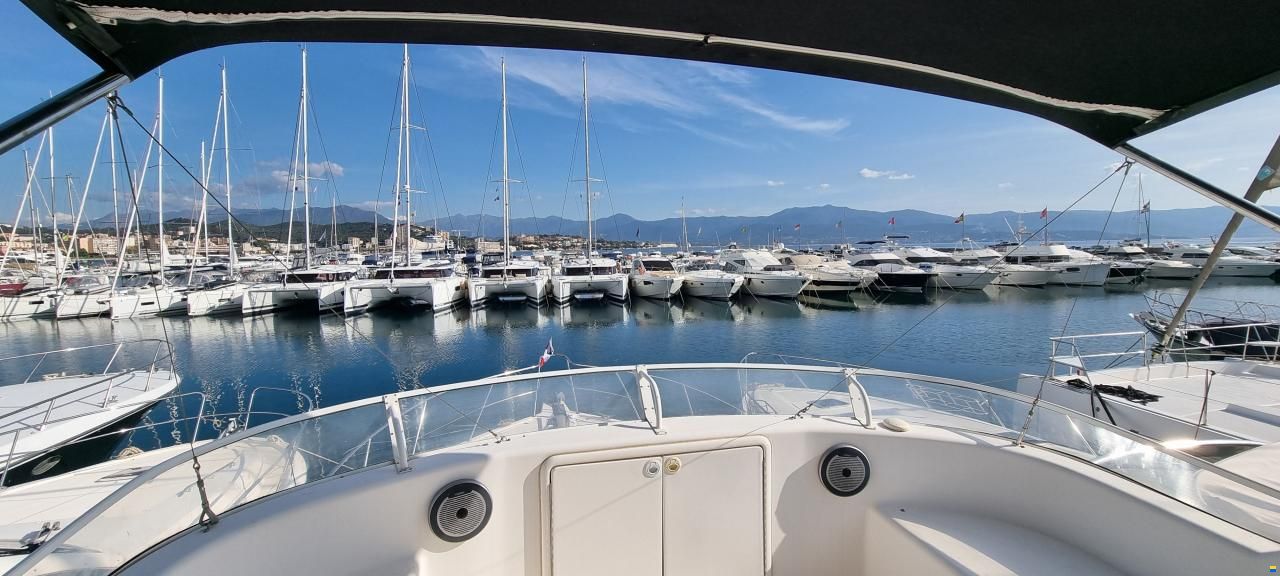 RIVIERA MARINE RIVIERA 40