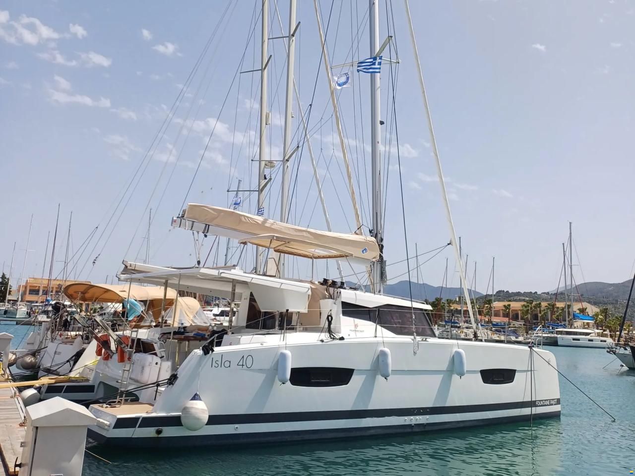 Fountaine Pajot Isla 40