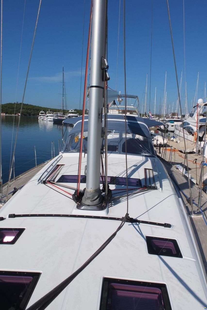 Beneteau Oceanis 60