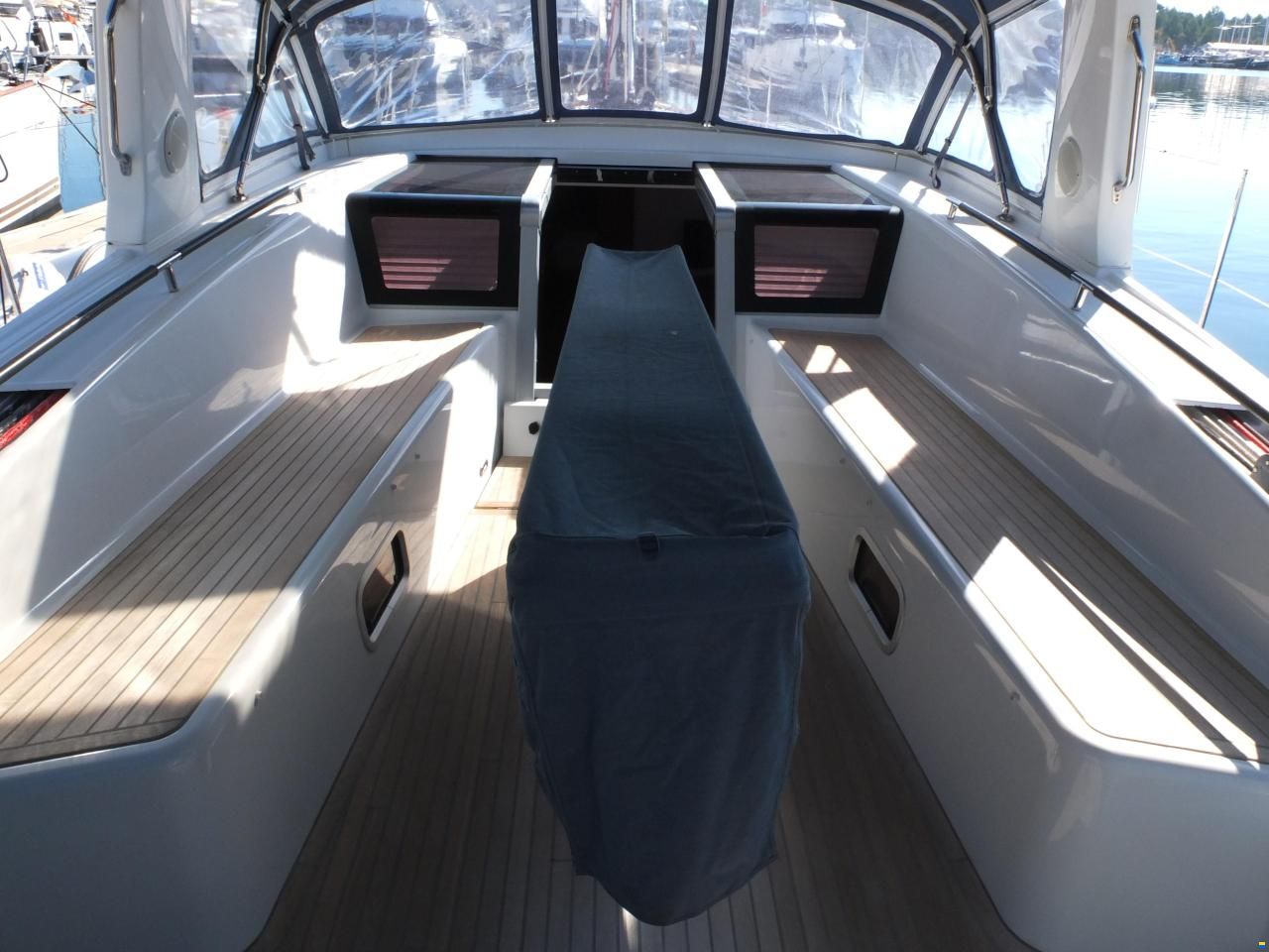 Beneteau Oceanis 60