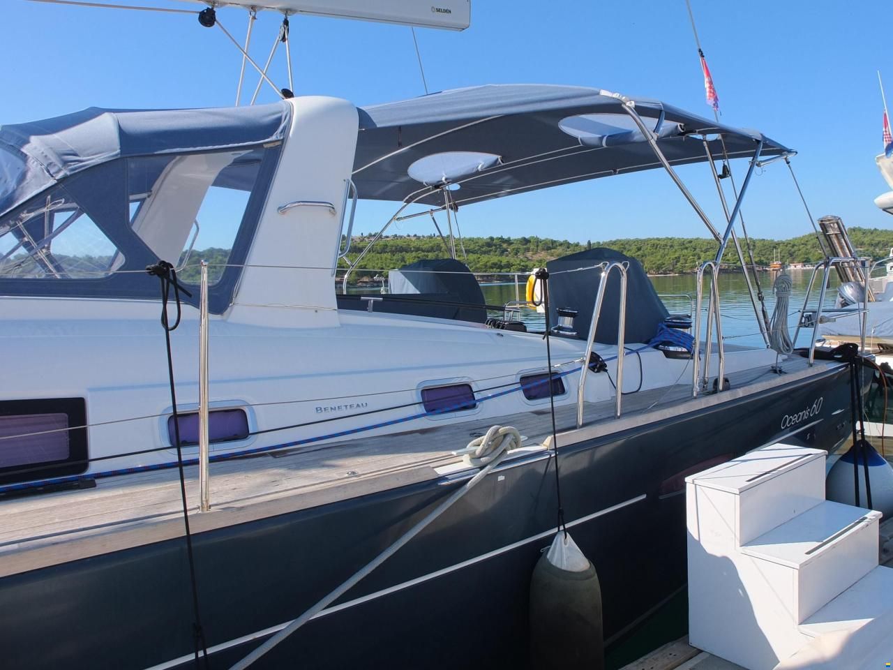 Beneteau Oceanis 60