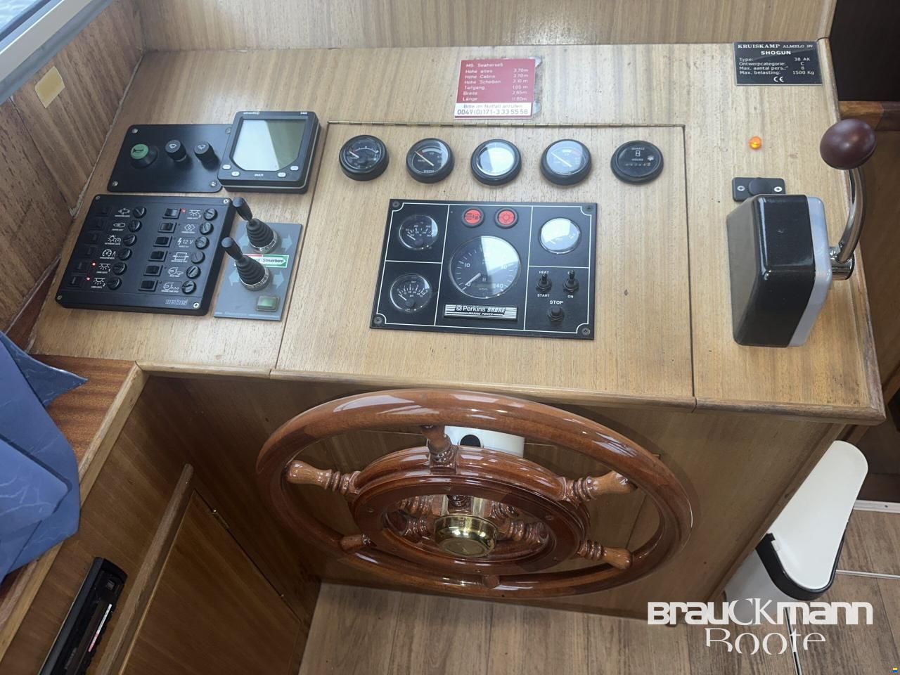 Kruiskamp Shogun 38