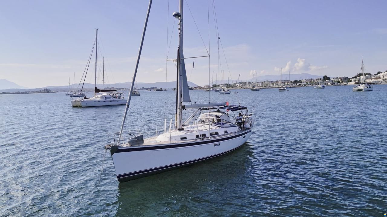 Hallberg-Rassy 412