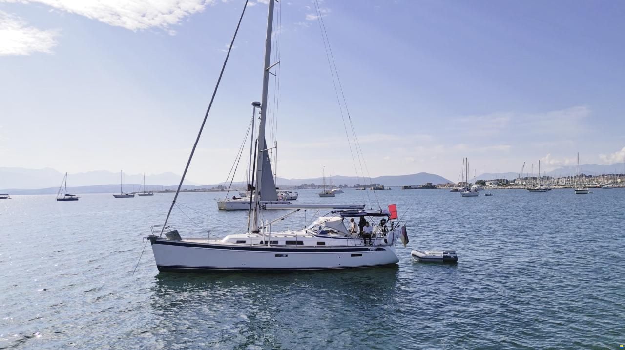 Hallberg-Rassy 412