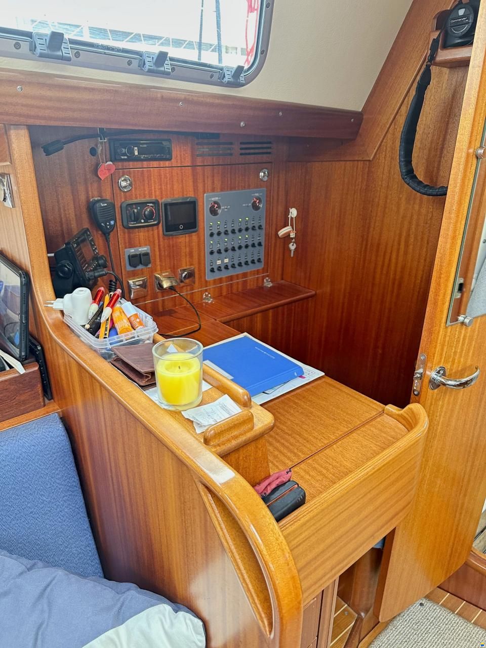 Hallberg-Rassy 412